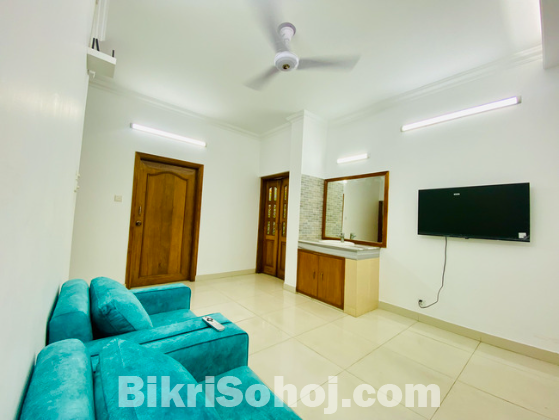 2-Bedroom Serviced Apartment in Bashundhara R/A